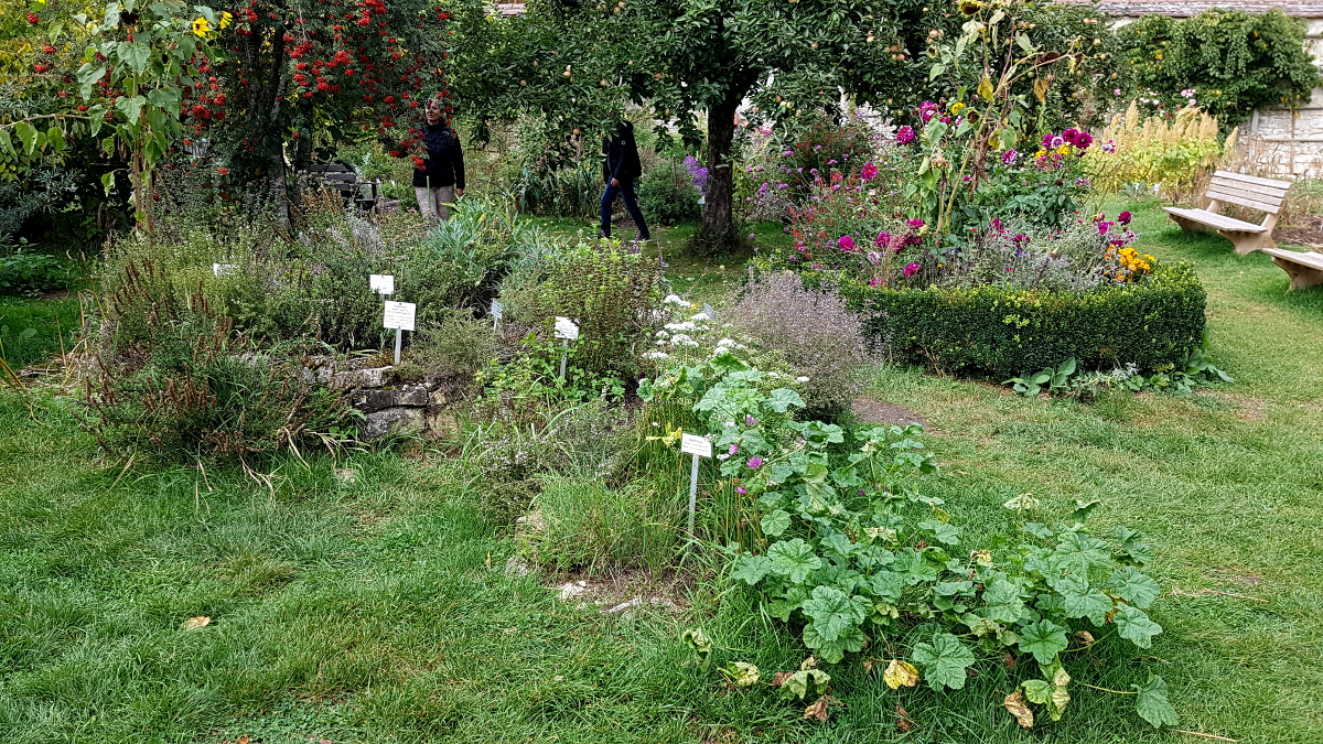 Kräutergarten Inzigkofen - Kräuterspirale